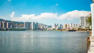 红河个旧金湖:天灾变利好,70年洗尽一座工业城的尘与光