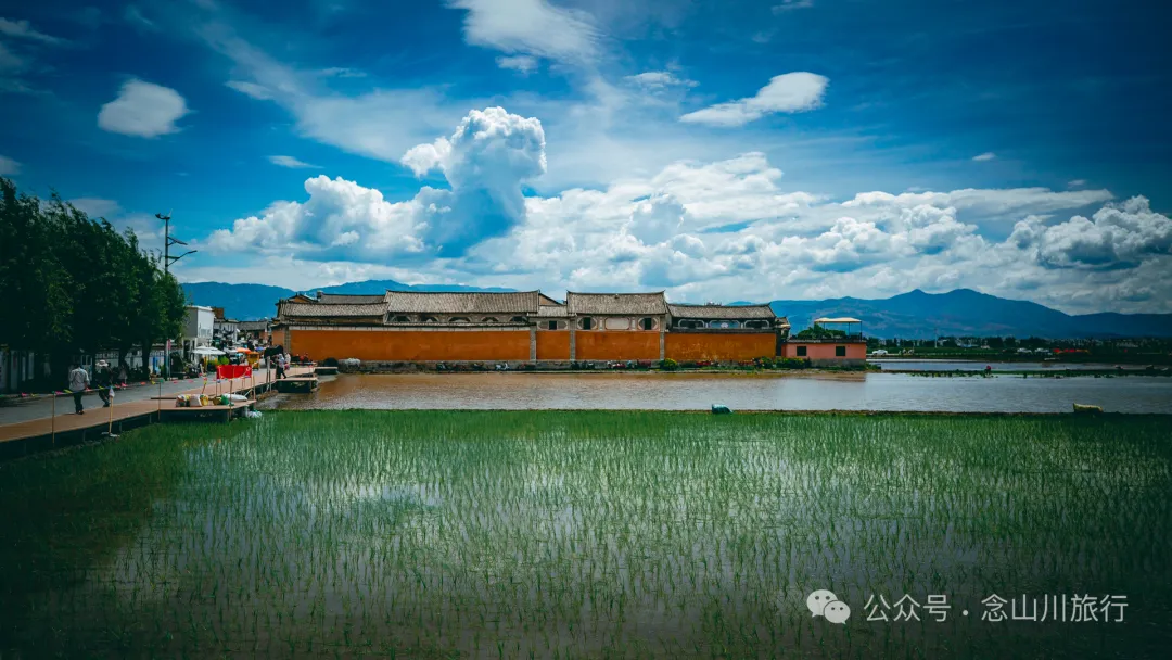 迷失在大理喜洲古镇:穿越苍山洱海的复古稻田梦 - 第2张 - 念山川旅行 迷失在大理喜洲古镇:穿越苍山洱海的复古稻田梦 - 第2张