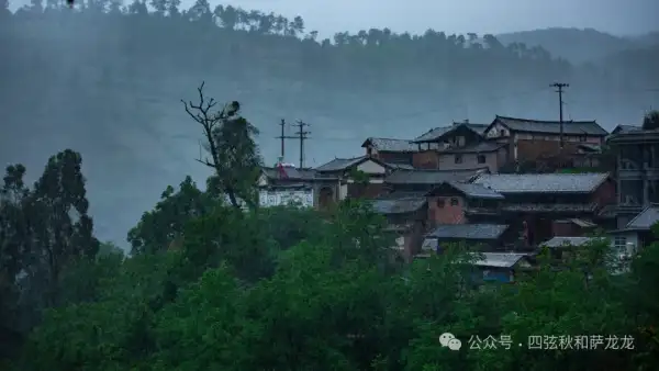 旅行大理巍山的天空之城:千年彝族古村落琢木郎村