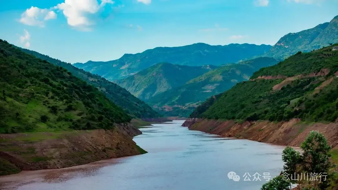 “你有没有见过萤火虫?”——黑惠江畔的露营之夜改写了他们的童年 - 第1张 - 念山川旅行 “你有没有见过萤火虫?”——黑惠江畔的露营之夜改写了他们的童年 - 第1张