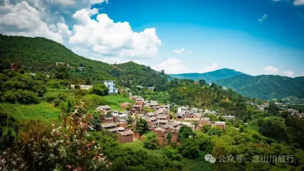 大理南涧宝华镇左力美村:世界太吵,来这里做一天透明的影子