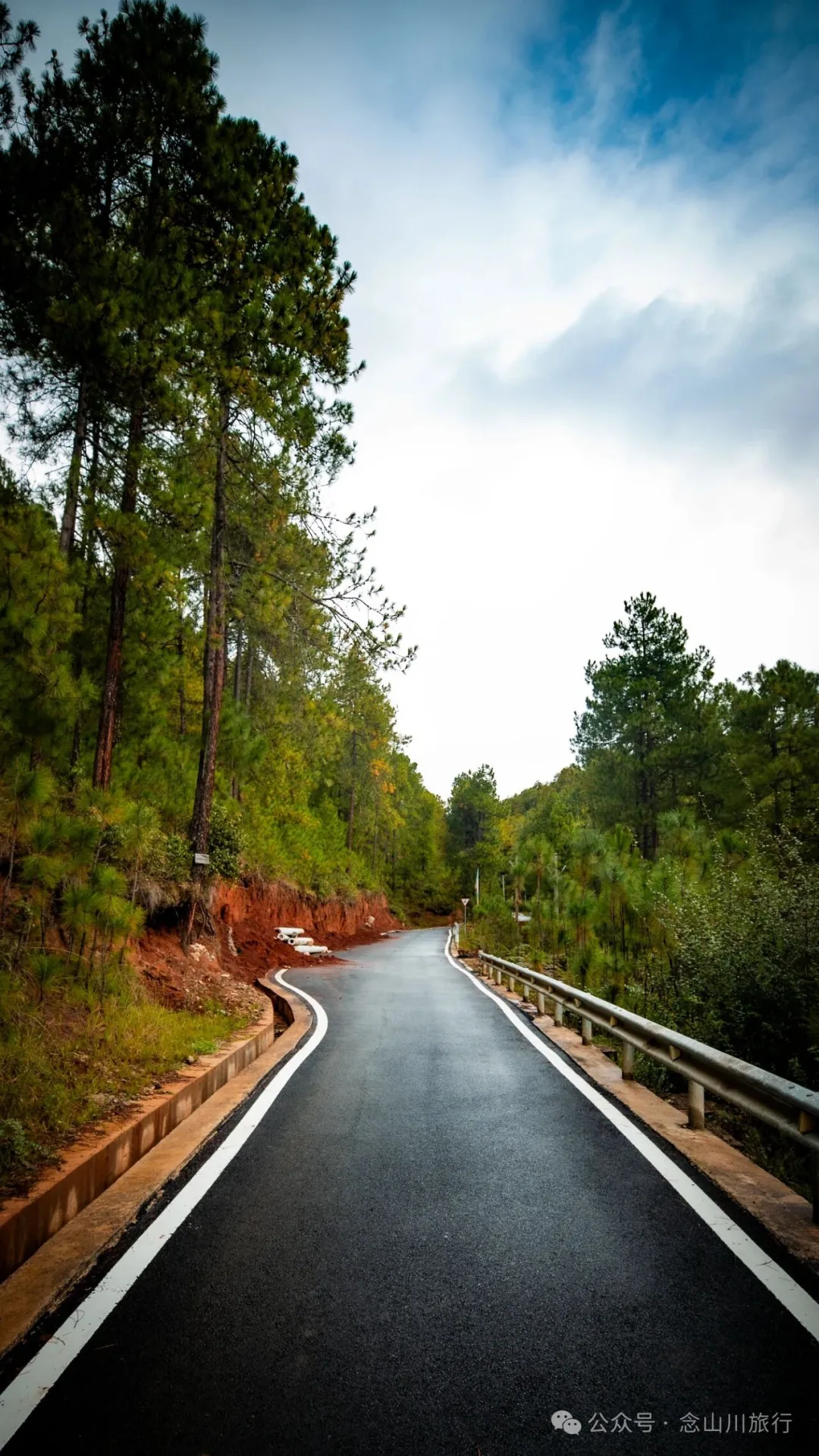 静坐云间的藏族村落，深秋偏遇一场烂漫花开 - 第15张