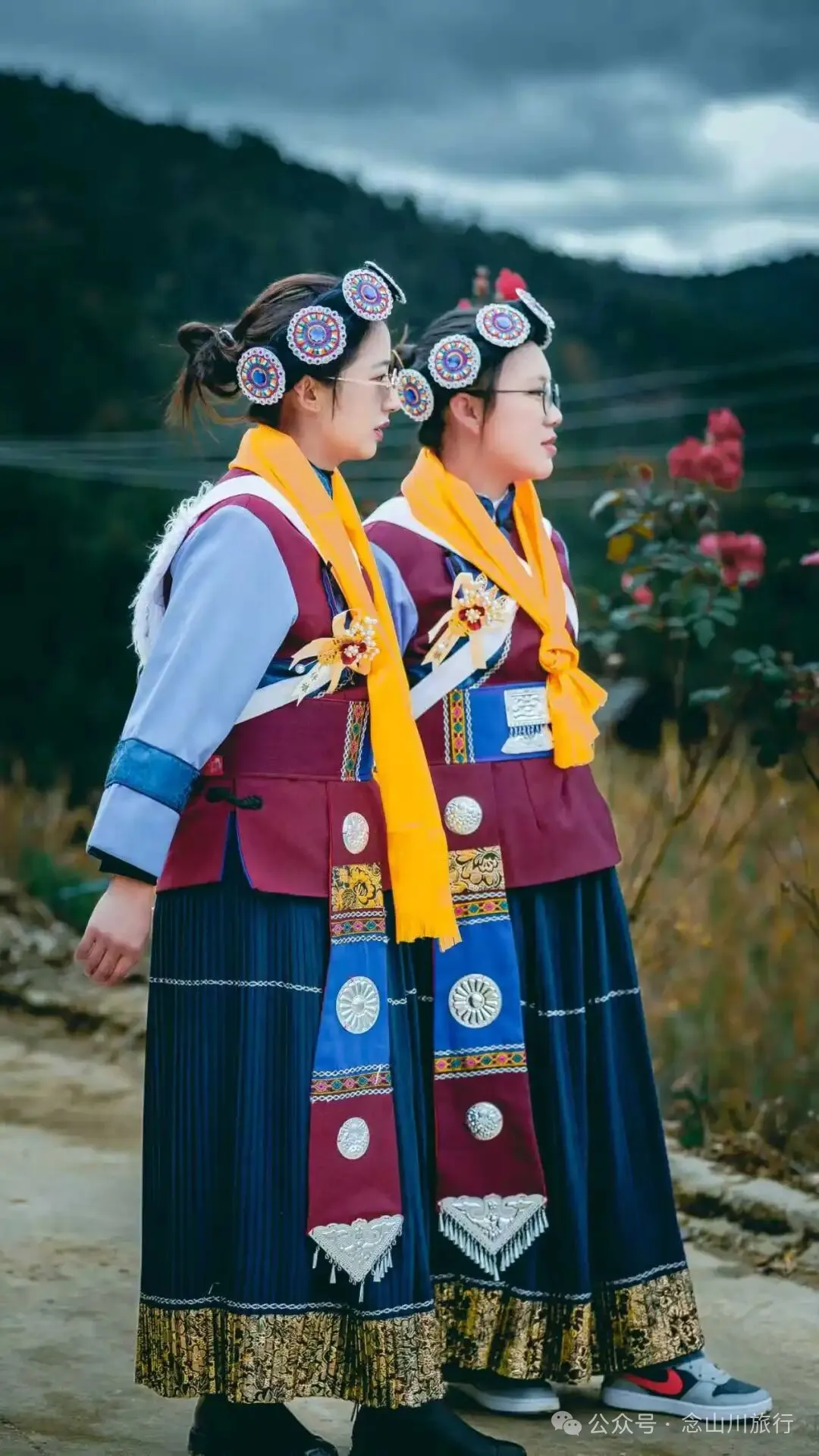 迪庆维西巴珠村石家本一场独特的藏族婚礼(人物服饰与宴席篇) - 第7张