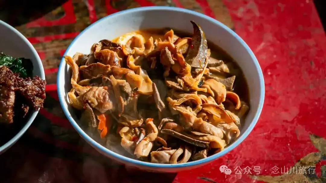 云南巴珠村藏族喜宴上的传统美食 - 第16张