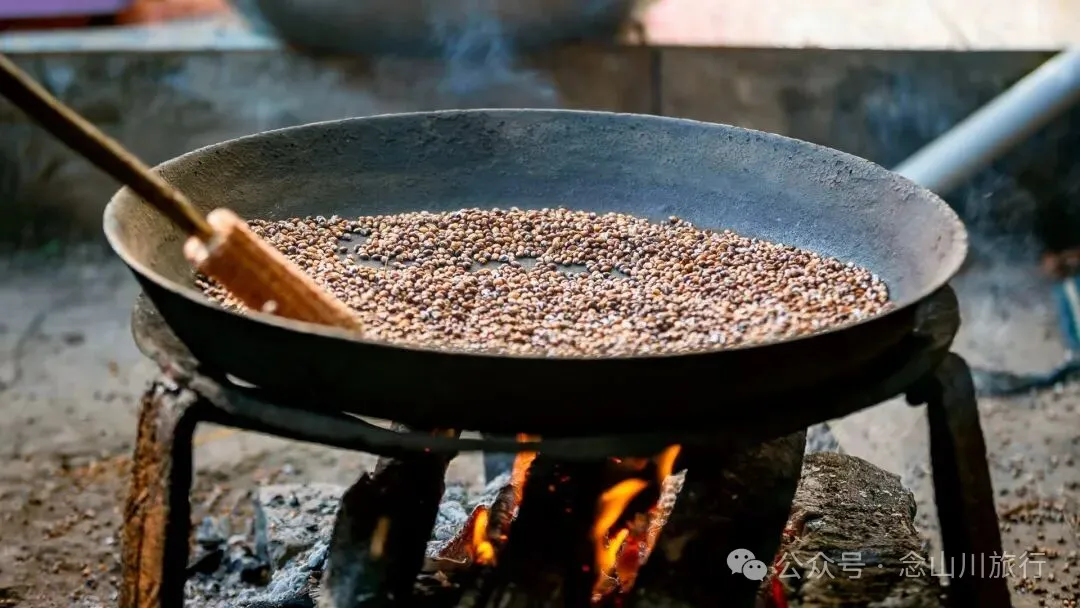 炒青稞和两岁半小男孩的“愿世界人民都安康” - 第2张