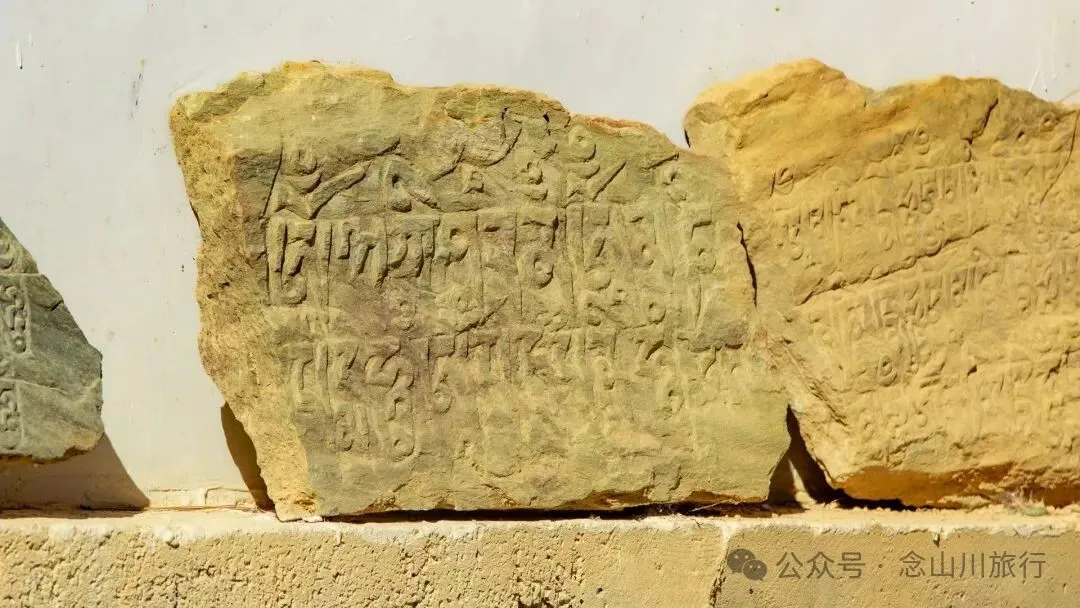 寻访藏传佛教寺庙达来寺，在未完工的殿堂里，遇见一座正在进行的信仰 - 第22张