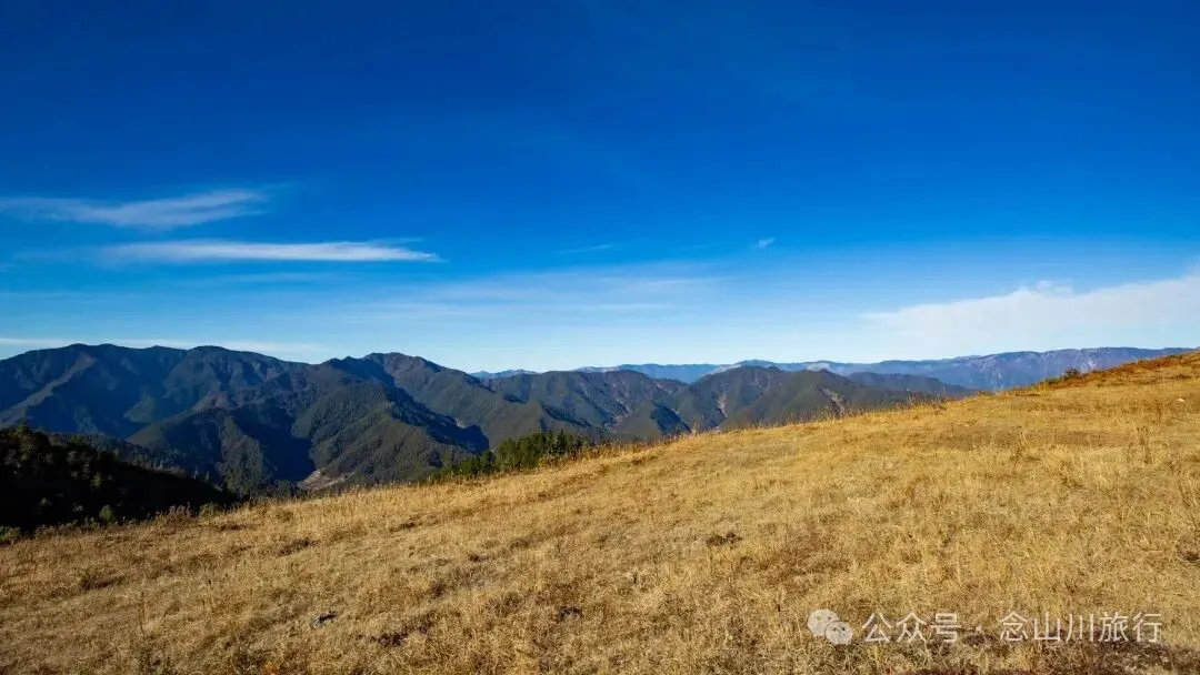 冬日小确幸：躺在遥望金沙江和塔城的山顶牧场晒一天太阳 - 第10张