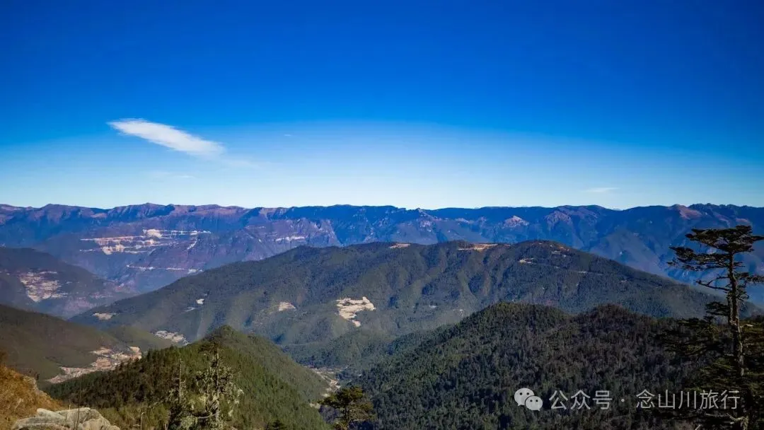 10公里翻山路的艰辛，结束于山顶牧场的小木屋——记徒步格瓦木大环线之旅 - 第19张