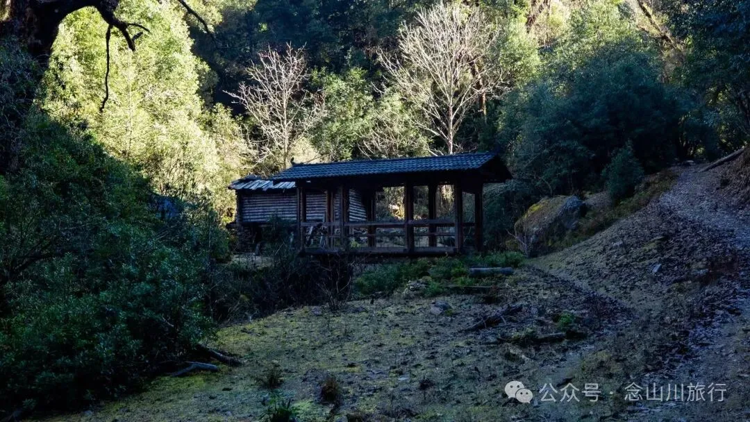 云南冬日，隐居山中：一条环线徒步的沉静旅程 - 第8张