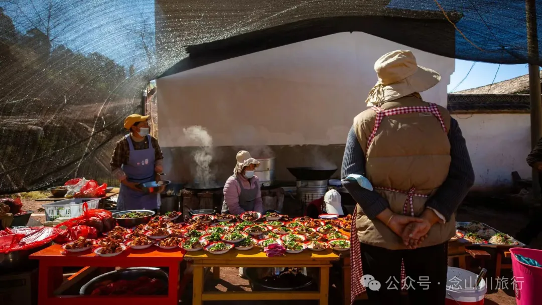 大理巍山彝族婚礼上的传统美食：香而不辣，油而不腻 - 第18张