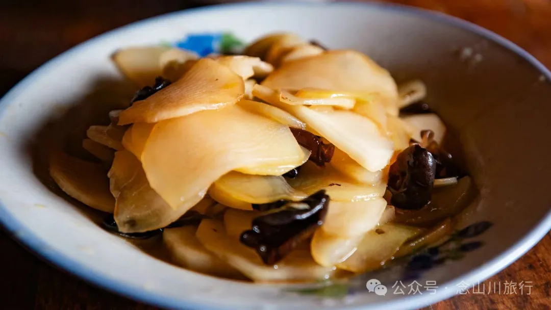 归乡之旅：从永修县城到九合乡饶家村，20公里长的河堤走不完40年乡愁 - 第25张