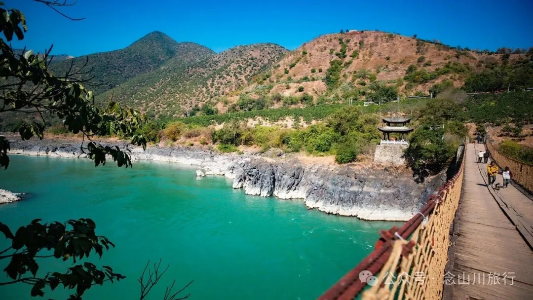 保山怒江大峡谷上的百年双虹桥和路边的网红咖啡 - 第5张