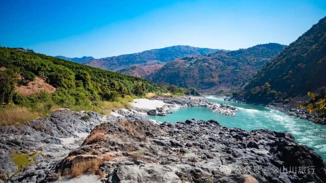 保山怒江大峡谷上的百年双虹桥和路边的网红咖啡 - 第7张