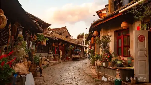 原来石屏古城除了豆腐,还有一条古色古香的诸天寺街